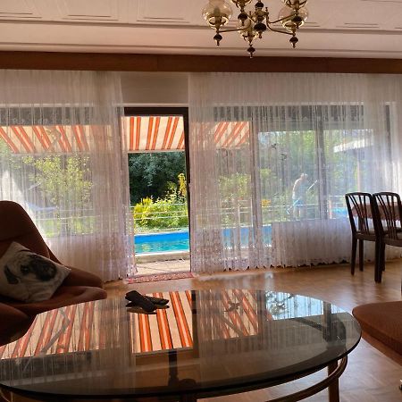 Ferienwohnung Mit Garten Pirmasens Exterior foto