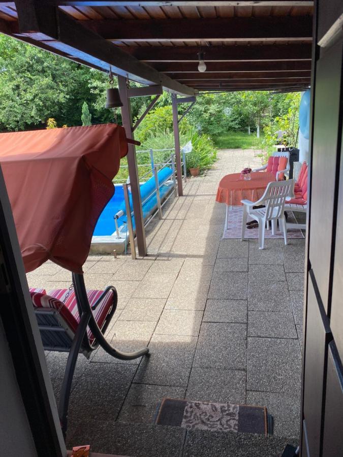 Ferienwohnung Mit Garten Pirmasens Exterior foto