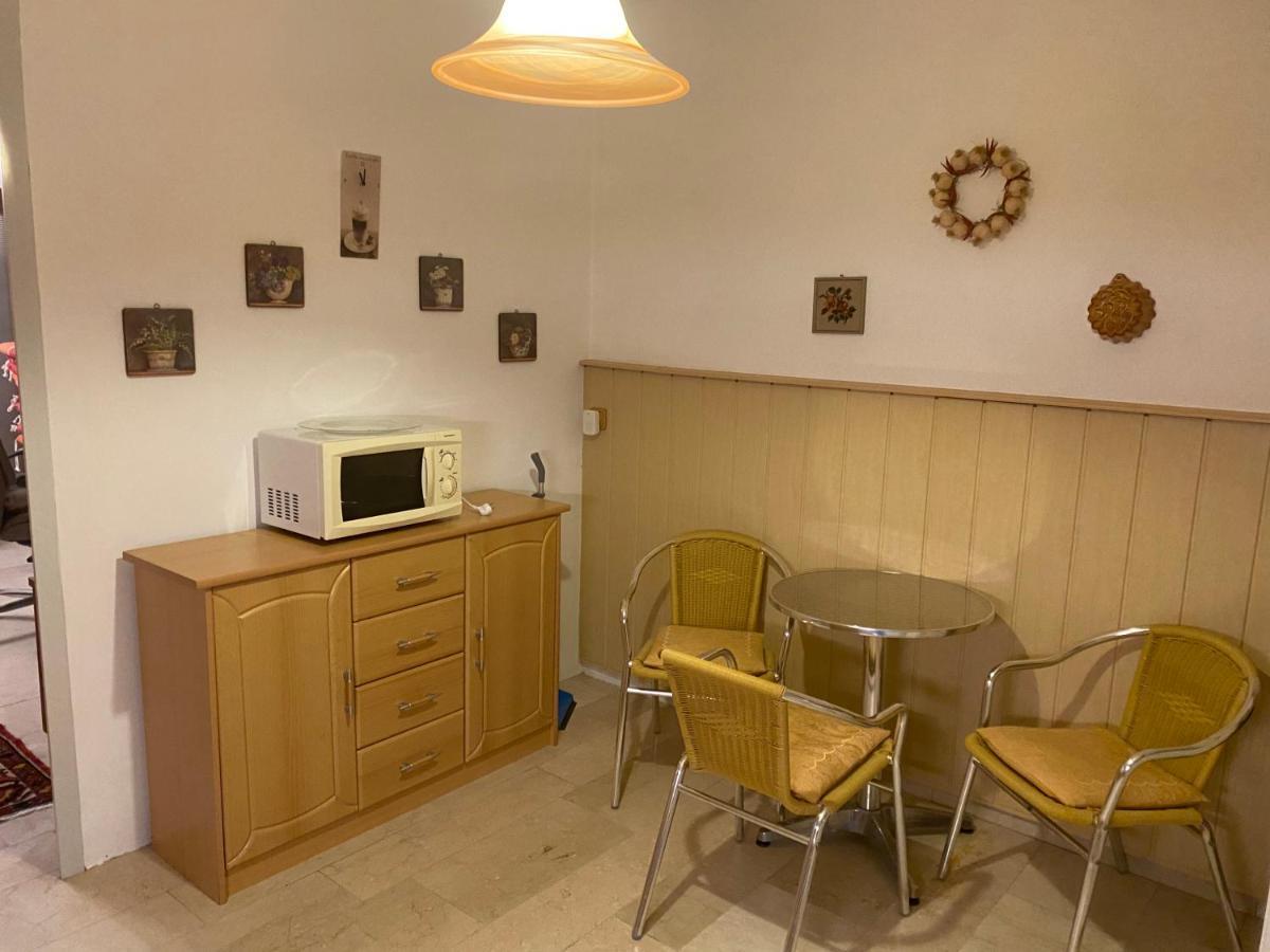 Ferienwohnung Mit Garten Pirmasens Exterior foto